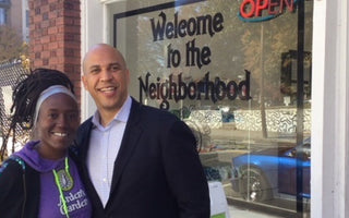 Elizabeth Warren & Cory Booker at Arden's Garden Auburn Ave