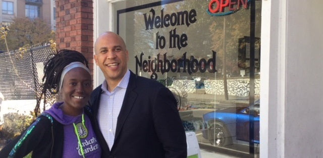 Elizabeth Warren & Cory Booker at Arden's Garden Auburn Ave